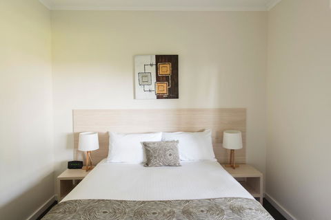 The Barn Accommodation - Rental Cars 42