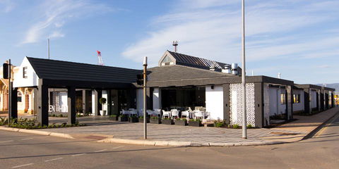 Ellen Hotel - Rental Cars 9