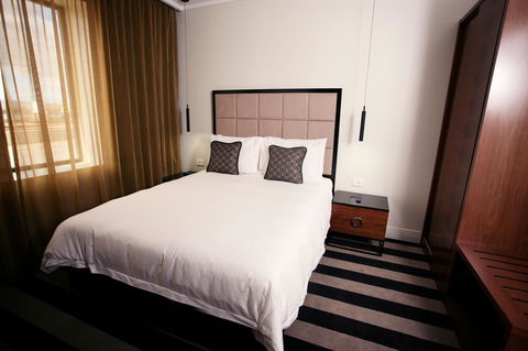 Ellen Hotel - Rental Cars 26