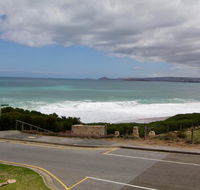 'Southern Sands' Beachfront Apartments - Rental Cars