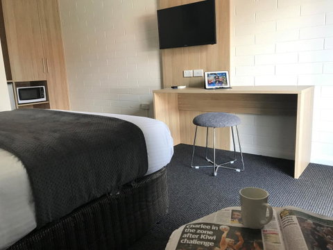 Frewville Motor Inn - Rental Cars 1