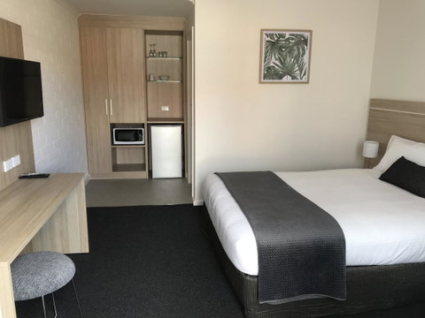 Frewville Motor Inn - Rental Cars 0