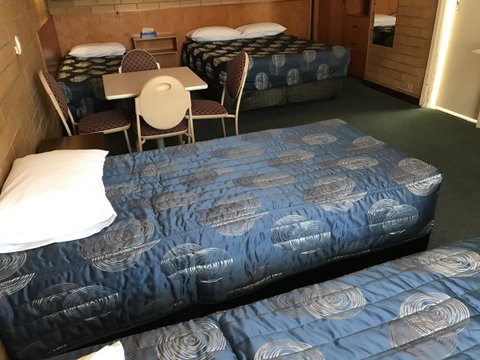 Frewville Motor Inn - Rental Cars 13