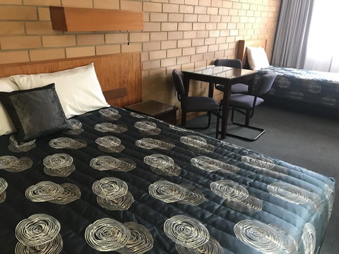 Frewville Motor Inn - Rental Cars 11