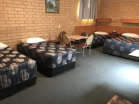 Frewville Motor Inn - Rental Cars 12