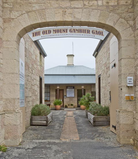 The Old Mount Gambier Gaol - Rental Cars 2