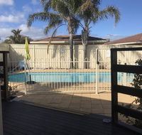 Boomerang Beach House - Rental Cars