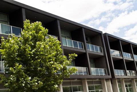 Mawson Lakes Hotel - Rental Cars 1