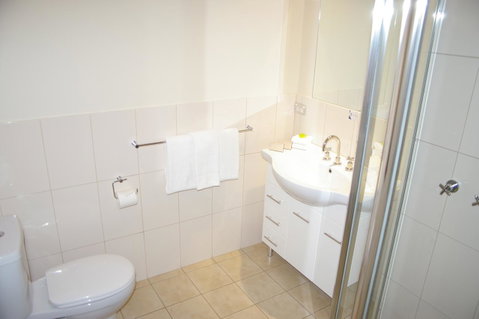 Mawson Lakes Hotel - Rental Cars 28