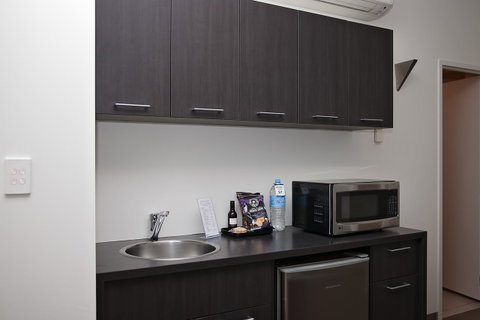 Mawson Lakes Hotel - Rental Cars 33