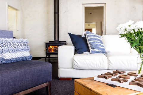 20 Hill Avenue Bed & Breakfast - Rental Cars 27