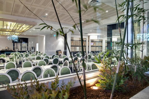 Walkers Arms Hotel - Rental Cars 8