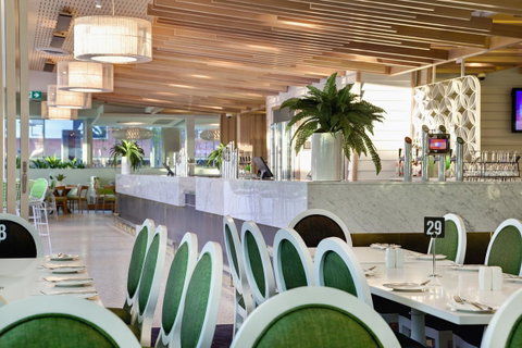 Walkers Arms Hotel - Rental Cars 12