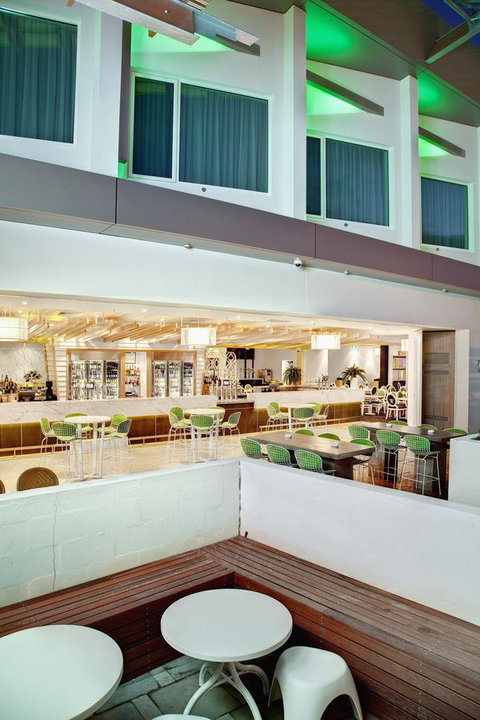 Walkers Arms Hotel - Rental Cars 14