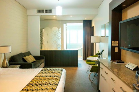 Walkers Arms Hotel - Rental Cars 1
