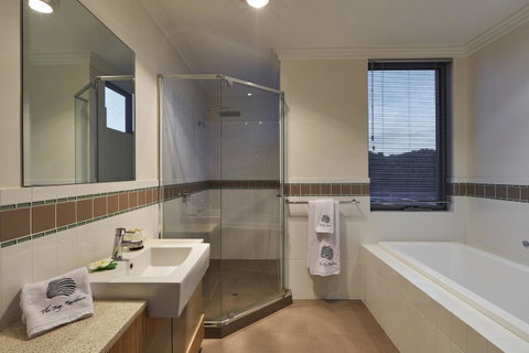 Club Wyndham Dunsborough, Trademark Collection By Wyndham - Rental Cars 39