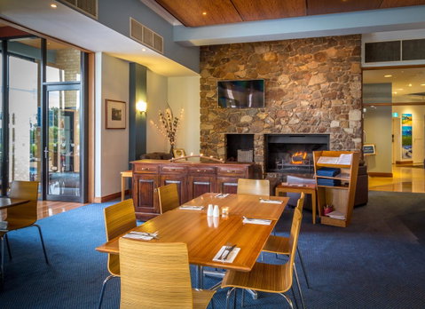 Club Wyndham Dunsborough, Trademark Collection By Wyndham - Rental Cars 1