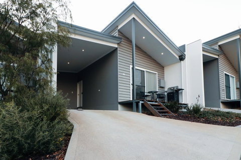 Villa Sedici @ Cape Villas Dunsborough - Rental Cars 15