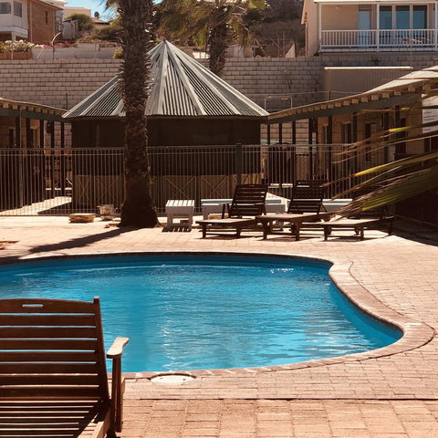 Bay Lodge - Rental Cars 7