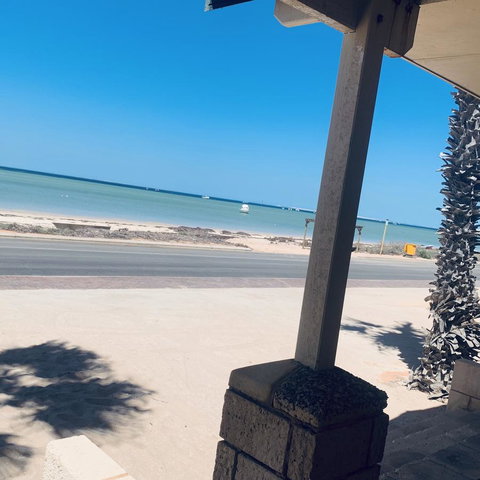 Bay Lodge - Rental Cars 9