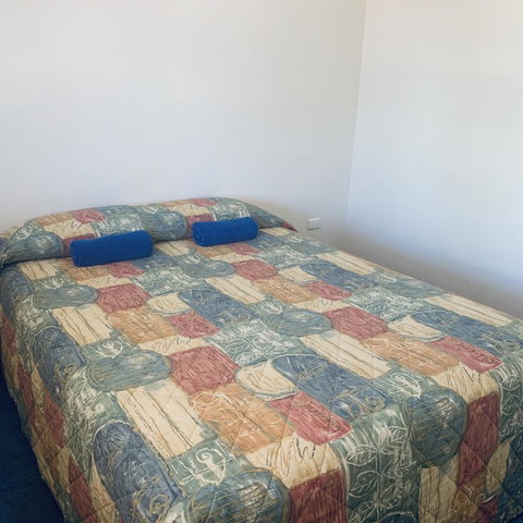 Bay Lodge - Rental Cars 31