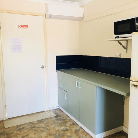 Bay Lodge - Rental Cars 42