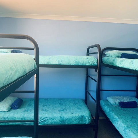 Bay Lodge - Rental Cars 27