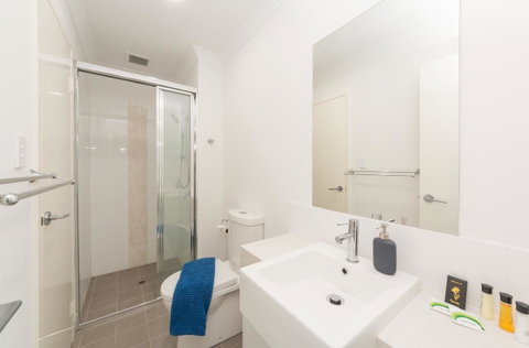Yaran Suites - Rental Cars 38