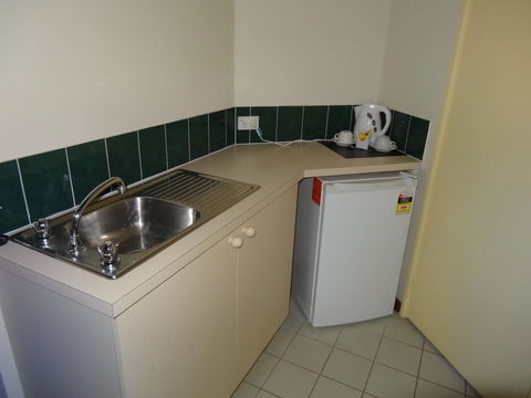 Sanno Marracoonda Perth Airport Hotel - Rental Cars 34