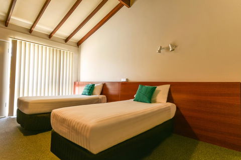 Sanno Marracoonda Perth Airport Hotel - Rental Cars 19