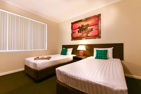 Sanno Marracoonda Perth Airport Hotel - Rental Cars 16