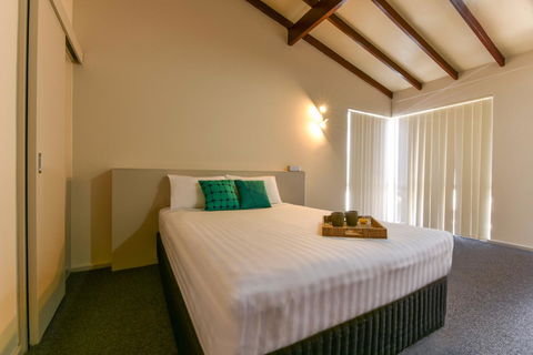 Sanno Marracoonda Perth Airport Hotel - Rental Cars 23