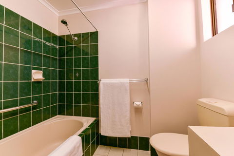 Sanno Marracoonda Perth Airport Hotel - Rental Cars 15