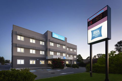 Ibis Budget Perth Airport - Rental Cars 1