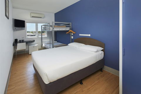 Ibis Budget Perth Airport - Rental Cars 7