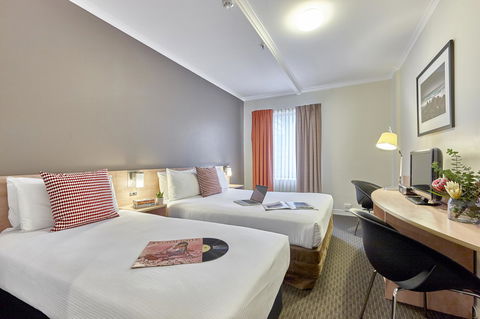 Ibis Perth - Rental Cars 8