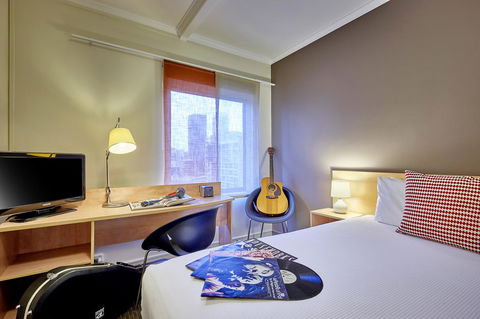 Ibis Perth - Rental Cars 14