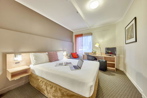 Ibis Perth - Rental Cars 13