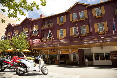 European Hotel - Rental Cars 13