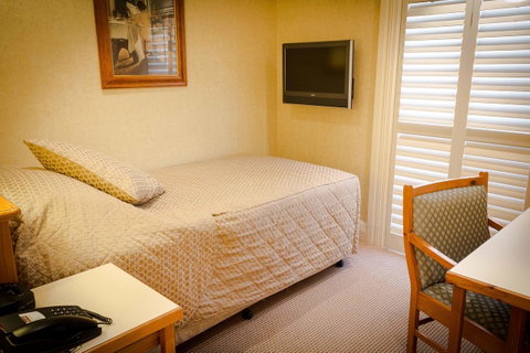 European Hotel - Rental Cars 34