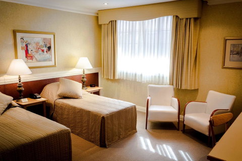 European Hotel - Rental Cars 31