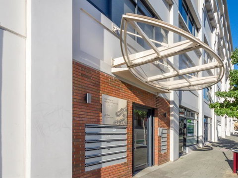Home Apartment - Perth City Centre - Free WiFi - Rental Cars 4