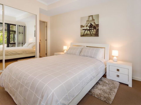 Home Apartment - Perth City Centre - Free WiFi - Rental Cars 8
