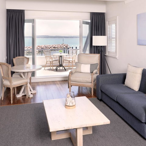 Anchorage Port Stephens - Rental Cars 25
