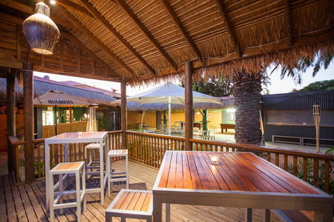 Leisure Inn Hotel Rockingham - Rental Cars 22