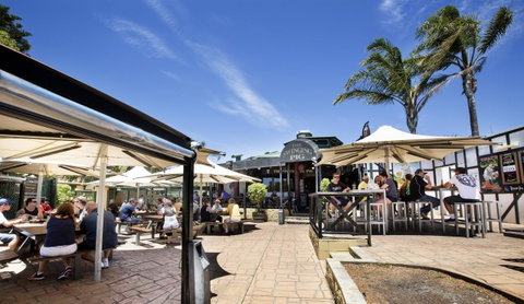 Leisure Inn Hotel Rockingham - Rental Cars 0