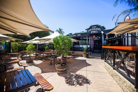 Leisure Inn Hotel Rockingham - Rental Cars 15