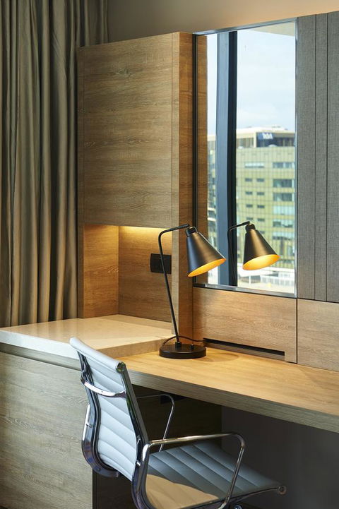 Doubletree By Hilton Perth Northbridge - Rental Cars 14