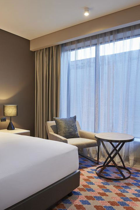 Doubletree By Hilton Perth Northbridge - Rental Cars 3