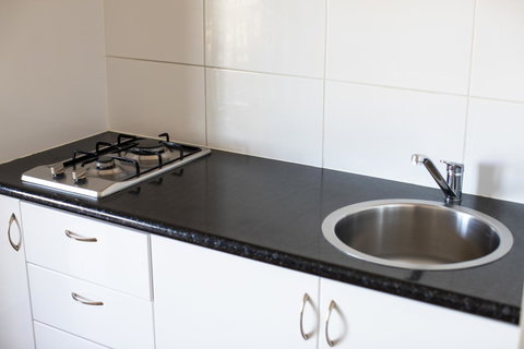 Shark Bay Seafront Apartments - Rental Cars 15